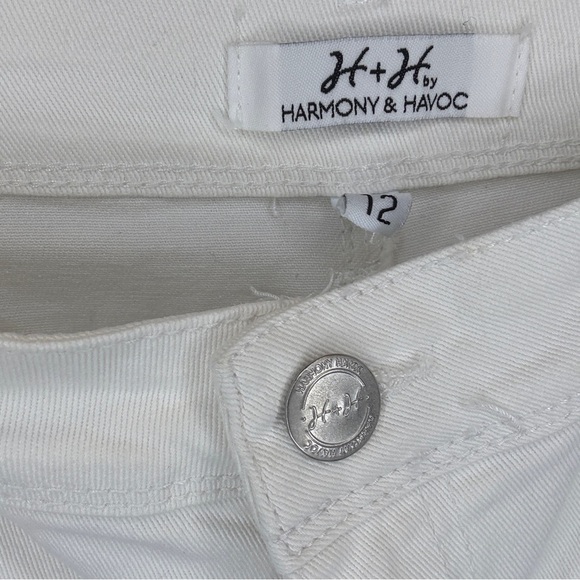 H&H (Harmony & Havoc White Skinny Jeans with Stretchy Fit shirt Size 12 - Picture 1 of 8